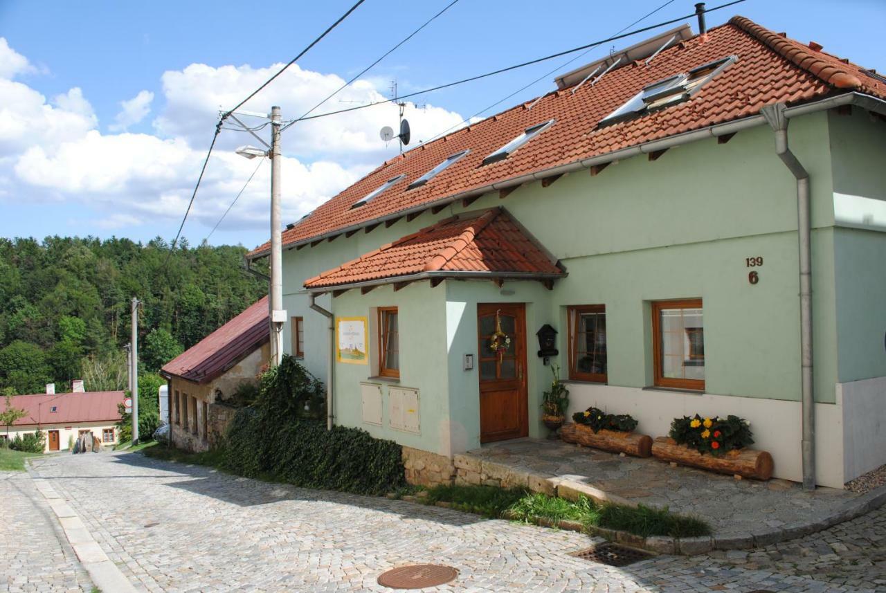 Apartman Stepanka Jihlava Bagian luar foto